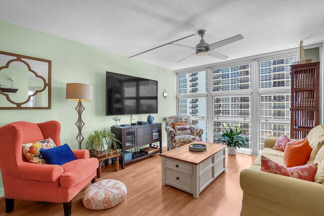 Primary Photo - 531 N Ocean Blvd