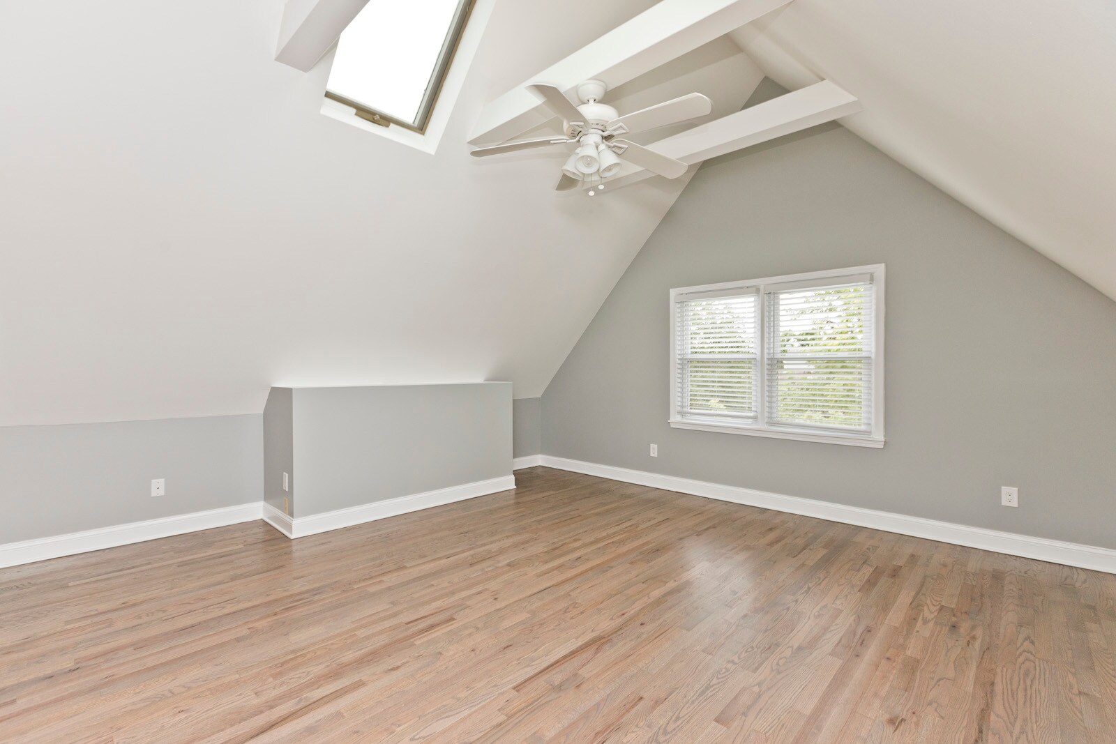 Building Photo - 1324 Byron W St