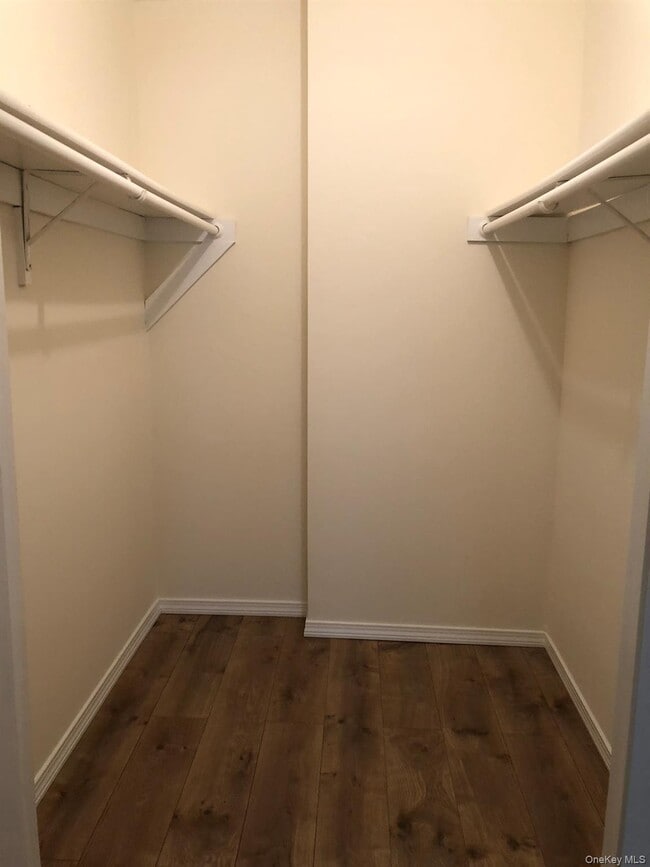 Building Photo - 21 Scenic Vw