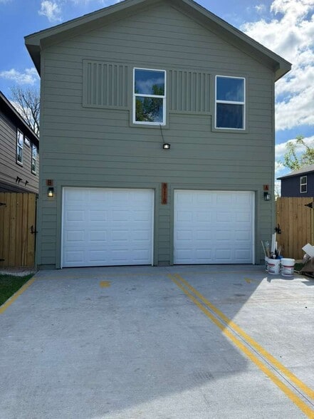 Building Photo - 8118 De Priest St