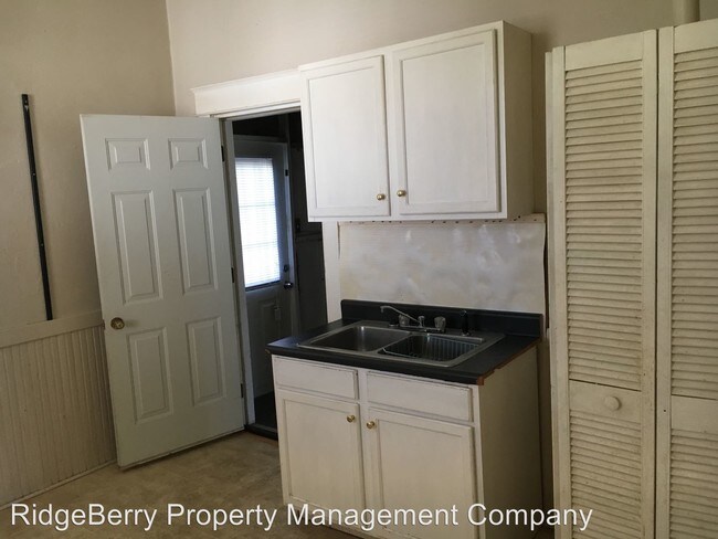 Building Photo - 1 br, 1 bath House - 515 2nd Shannon St.