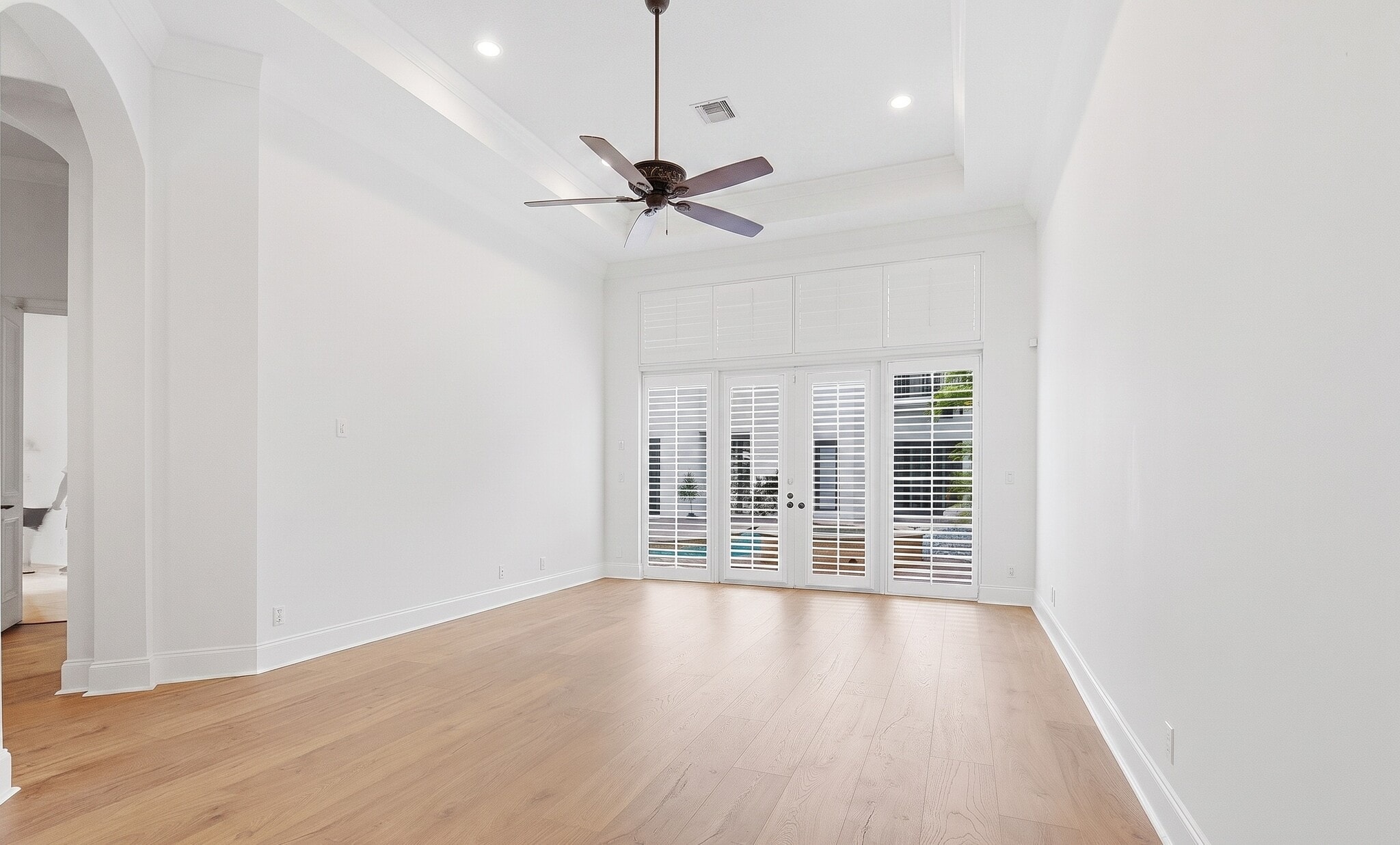 Building Photo - 17550 Circle Pond Ct