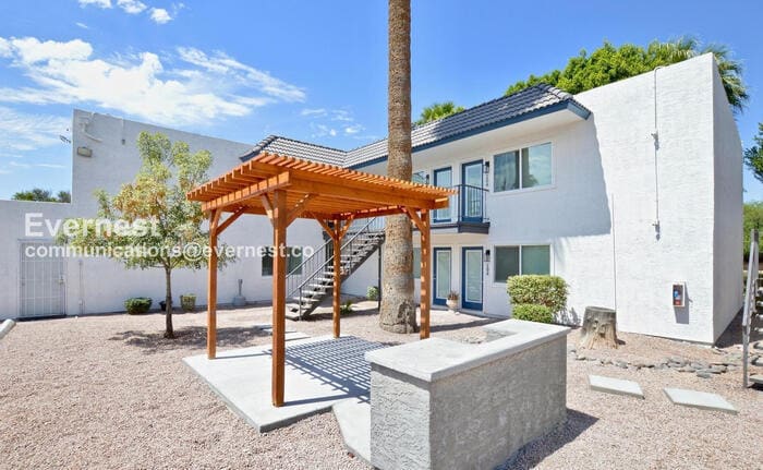 Building Photo - 2539 N 48th St