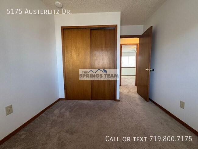 Building Photo - 5175 Austerlitz Dr