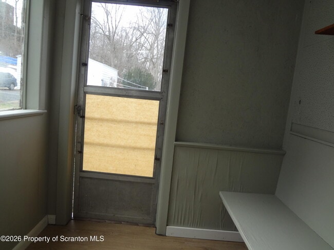 Building Photo - 52 Center St