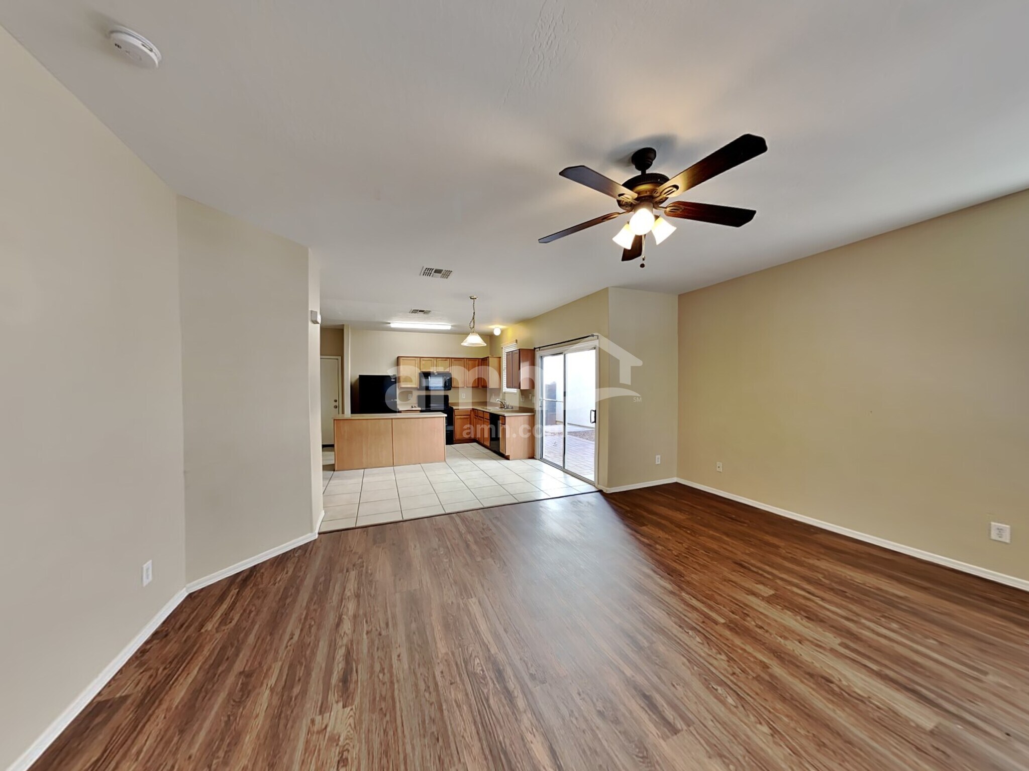 Building Photo - 5330 W Albeniz Pl