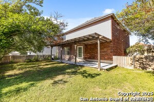 Building Photo - 1687 Fir Cir