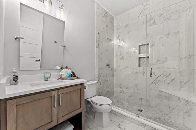 Building Photo - 14300 Front Beach Rd