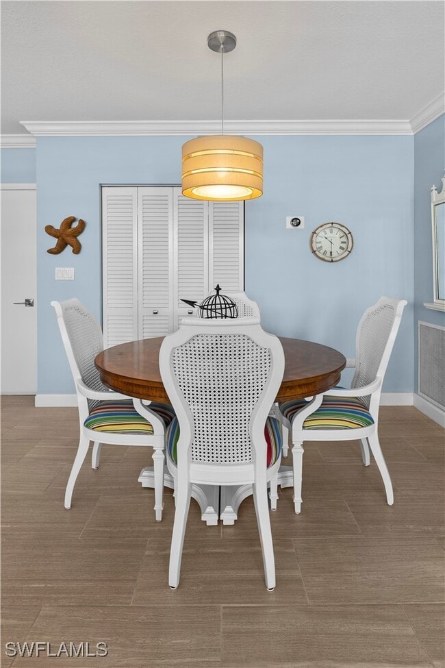 Building Photo - 240 Seaview Ct