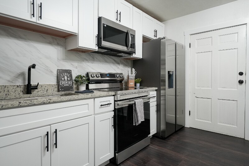 Building Photo - 2102 Scovel St