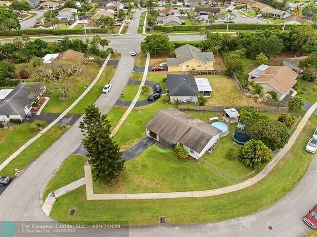 Building Photo - 9708 Alaska Cir