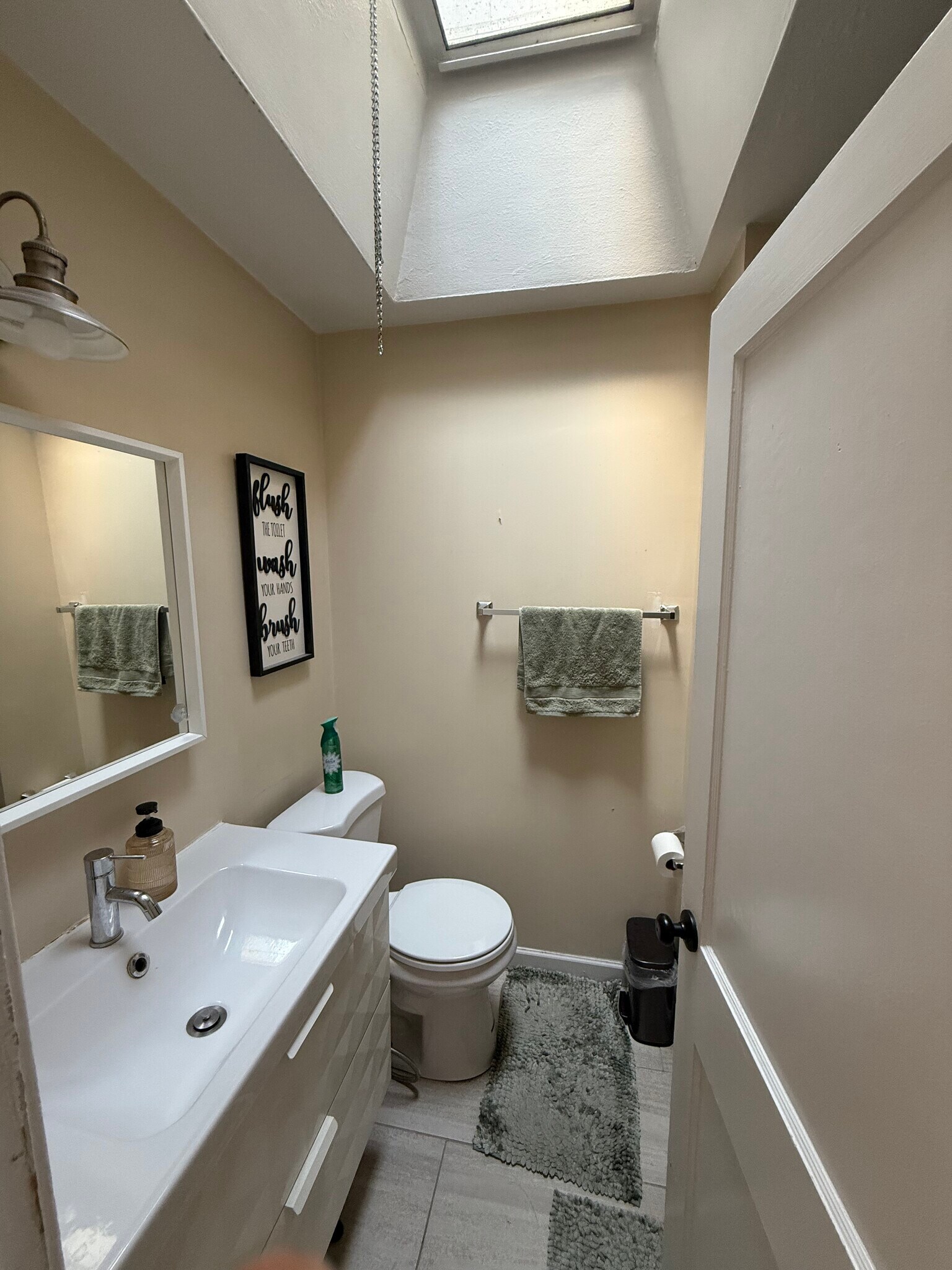Building Photo - 3339 Indian Queen Ln