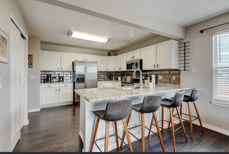 Building Photo - 22149 E Milan Pl