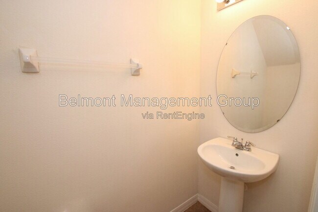 Building Photo - 2358 Chatham Pl Dr