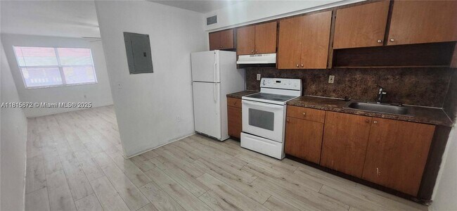 Building Photo - 111 NW 152nd St