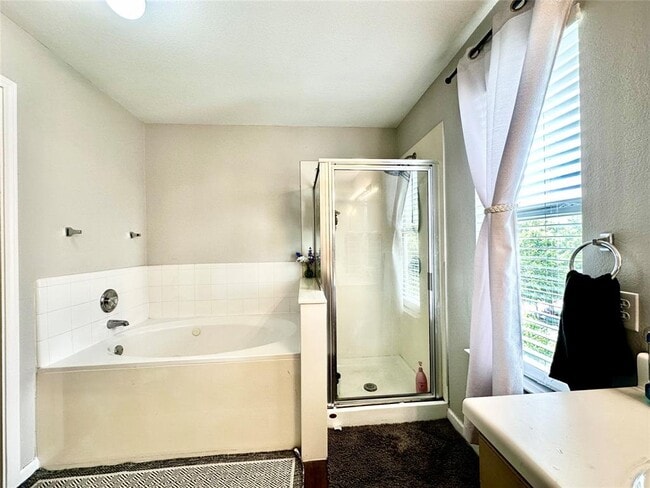Building Photo - 817 Tapestry Cove