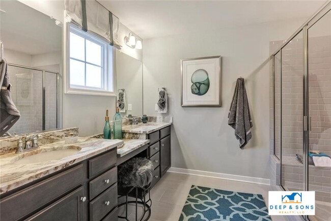 Building Photo - 5508 Benoni Dr