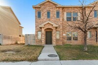 Building Photo - 201 Old Course Rd