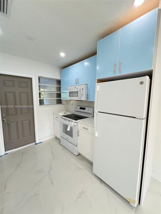 Building Photo - 15741 NW 38th Pl