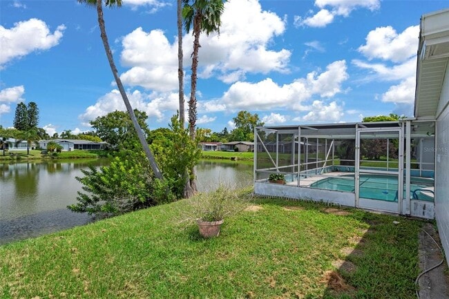 Building Photo - 7403 Populus Dr