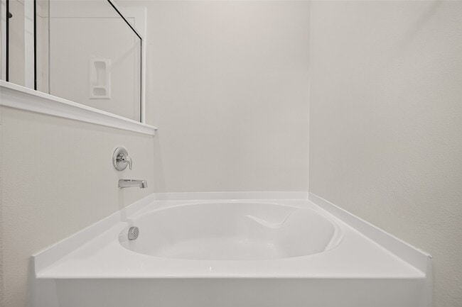 Building Photo - 16039 Kingfield Haven Dr