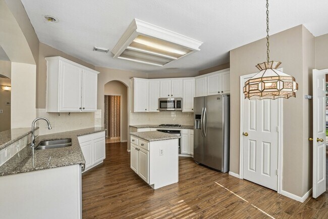 Building Photo - 15415 Truslow Point Ln