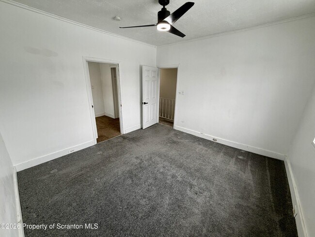 Building Photo - 1730 Ash St