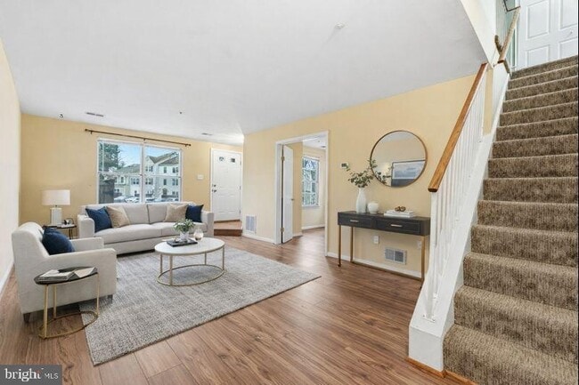 Building Photo - 2 Highstream Ct