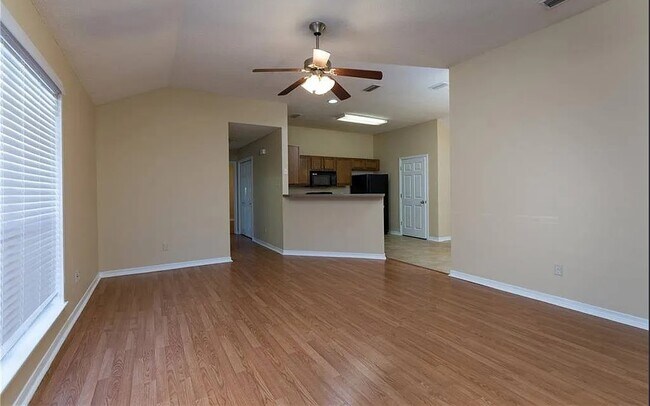 Building Photo - 8680 S Hamilton Bridges Dr