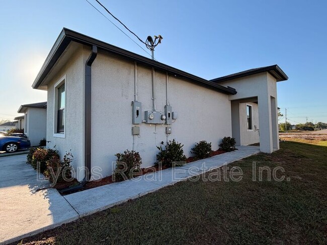 Building Photo - 452 Grant Blvd