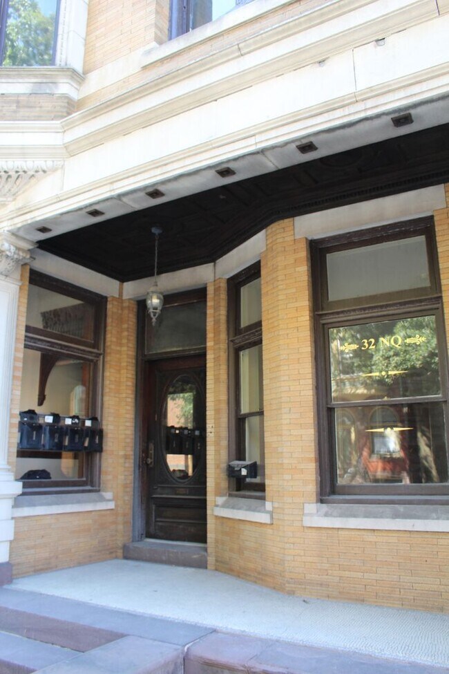 32 N Queen St 32 N Queen St York PA 17403 Apartment Finder