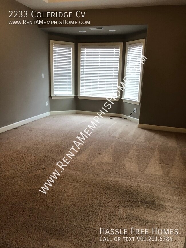 Building Photo - 2233 Coleridge Cv