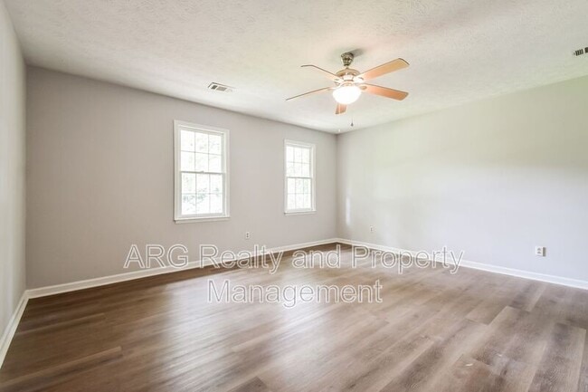 Building Photo - 8088 Tupelo Trail