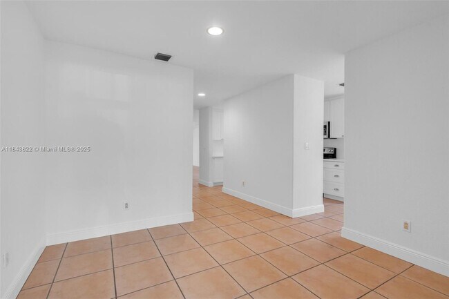 Building Photo - 3060 Matilda St