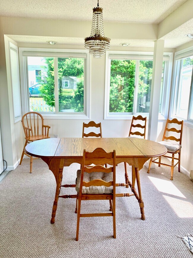 Building Photo - 2 Mohican Rd