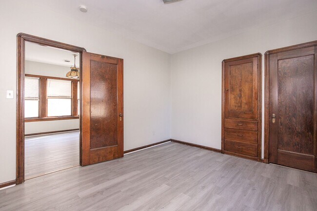 Building Photo - 4120 Trowbridge Ave