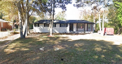 Building Photo - 91 Munson Dr