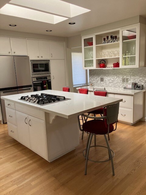 Kitchen - 165 Ramona Rd