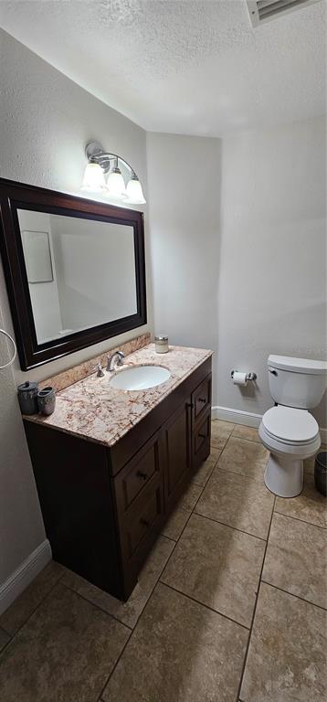 Building Photo - 8821 Coral Palms Ct