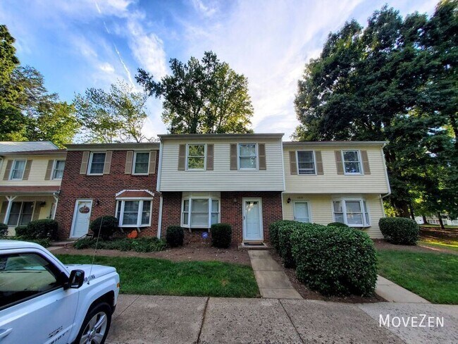 Building Photo - 4233 Baylor St