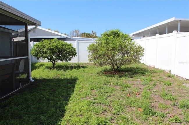 Building Photo - 10115 Wheatley Hills Ct