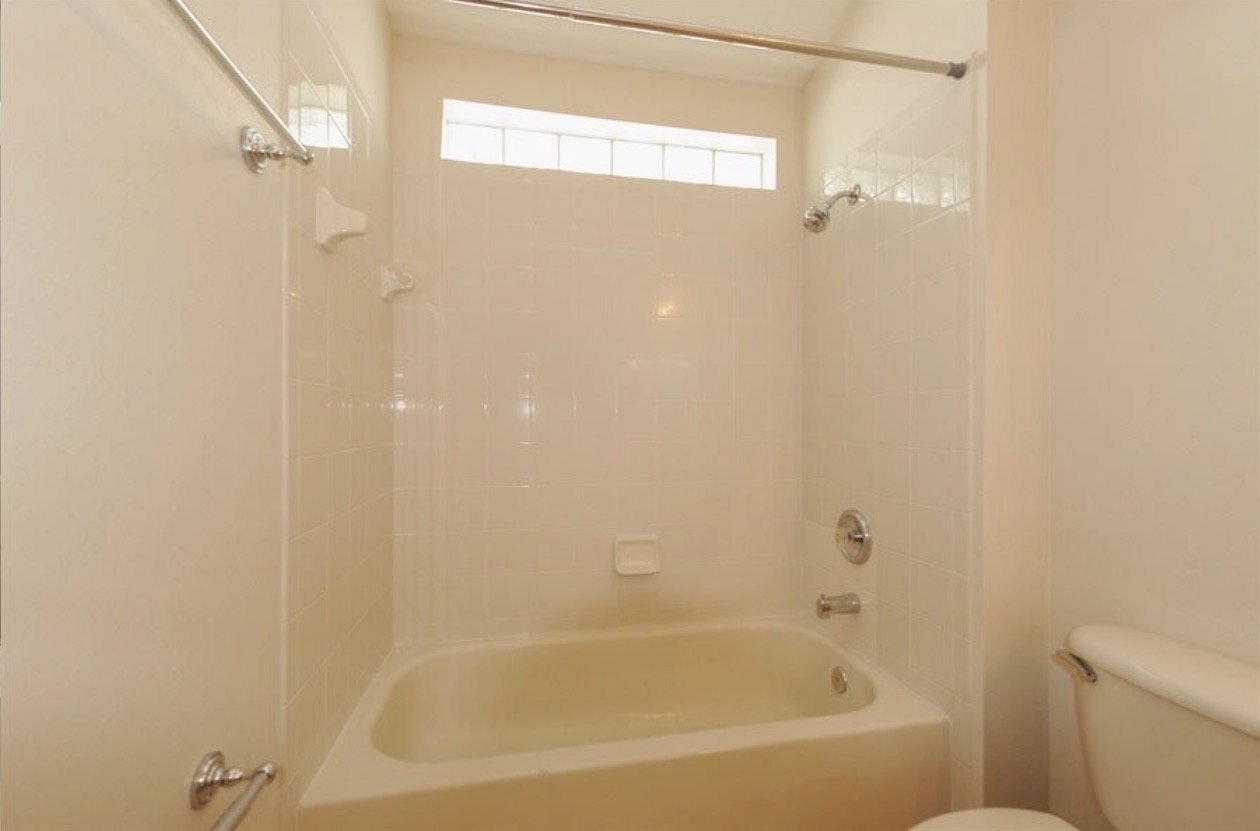 Building Photo - 545 Penns Neck Dr