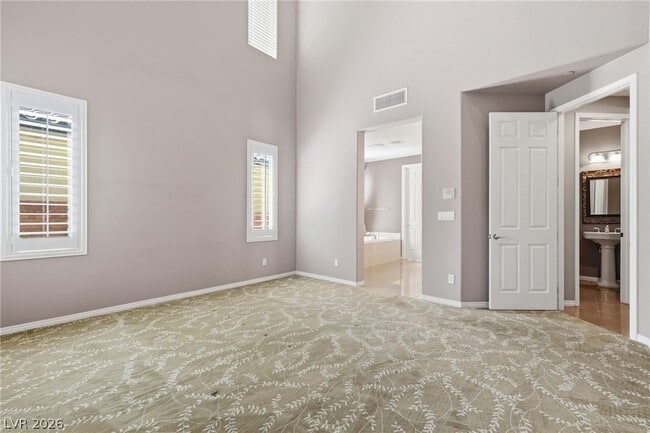 Building Photo - 10344 Shropshire St