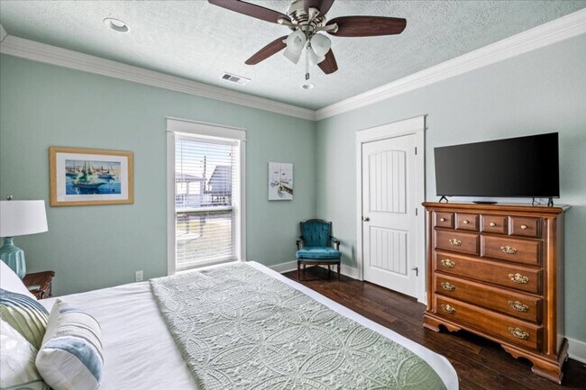 Building Photo - 876 Bowers Ln