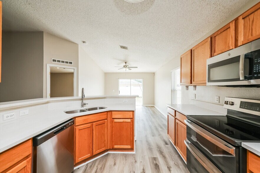 Building Photo - 12938 Bridleford Dr