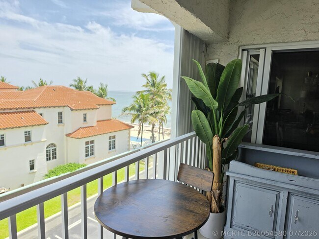Building Photo - 3520 S Ocean Blvd
