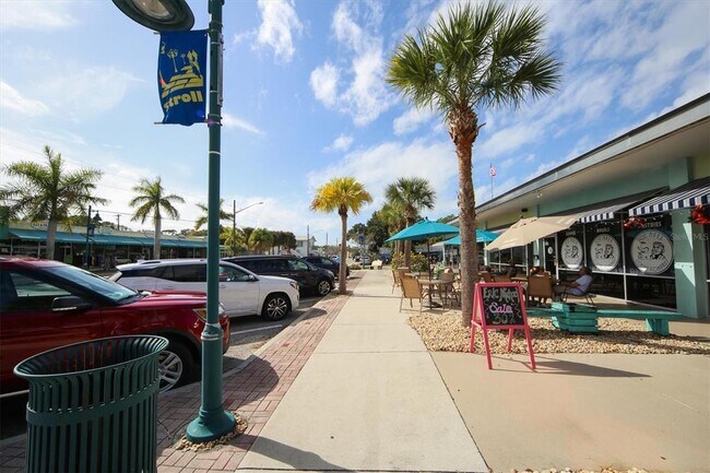 Building Photo - 85 Orange St