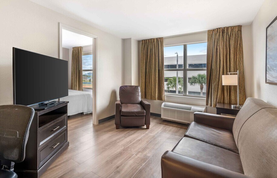 Building Photo - Furnished Studio-West Palm Beach - Northpoint Corporate Park
