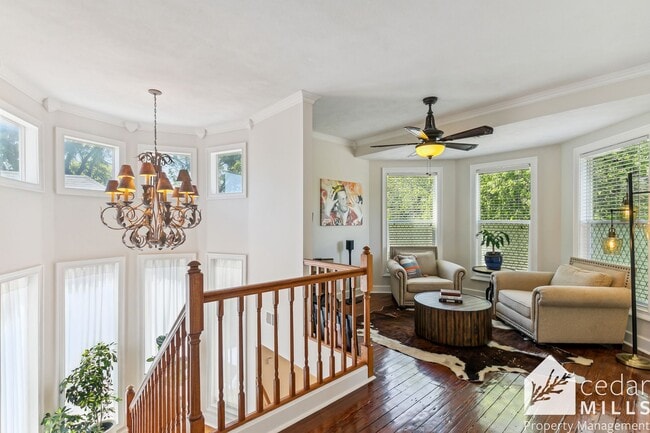Building Photo - EXTRAORDINARY historic rental opportunity ...