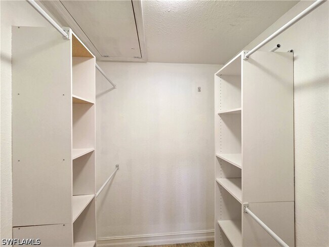 Building Photo - 3407 Winkler Ave